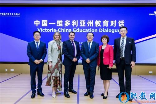图片 1 图片 1